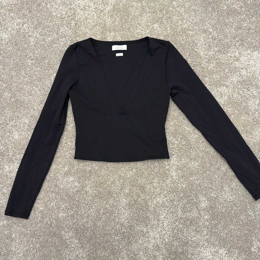 ARITZIA Babaton Cropped V Neck Top S